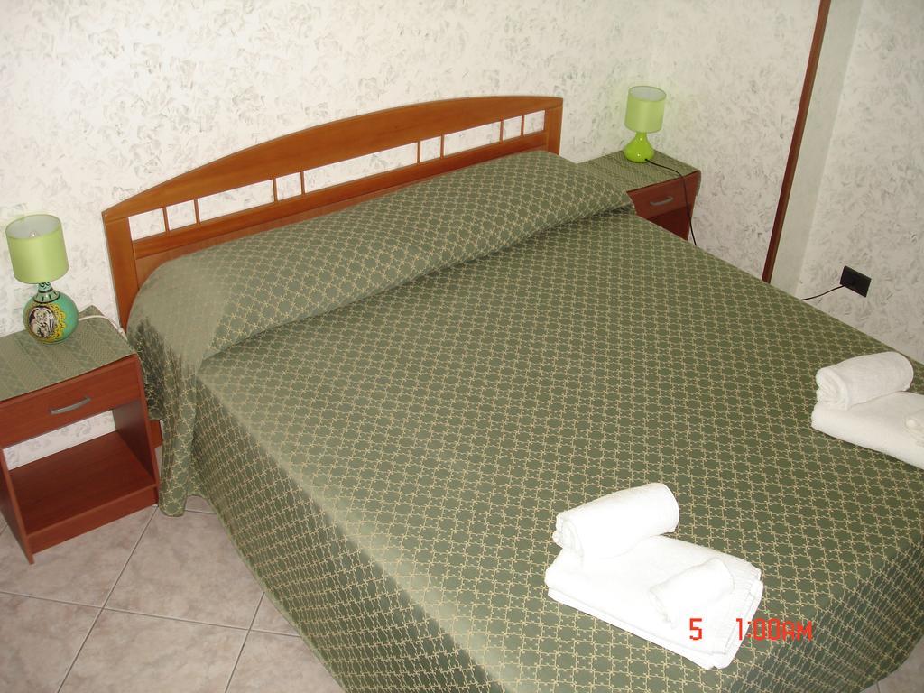 B&B Garzia Marinella  Exterior foto